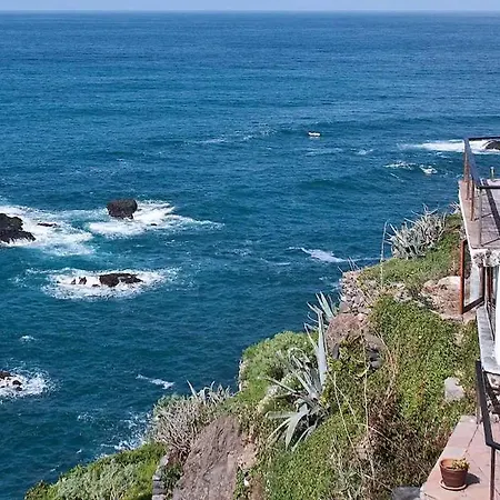 El Faro - Waterfront